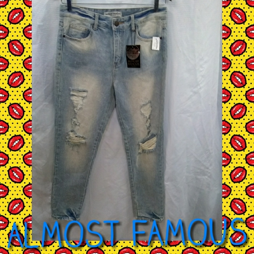 ALMOST FAMOUS PREMIUM VINTAGE HIGH WAIST JEANS NWT